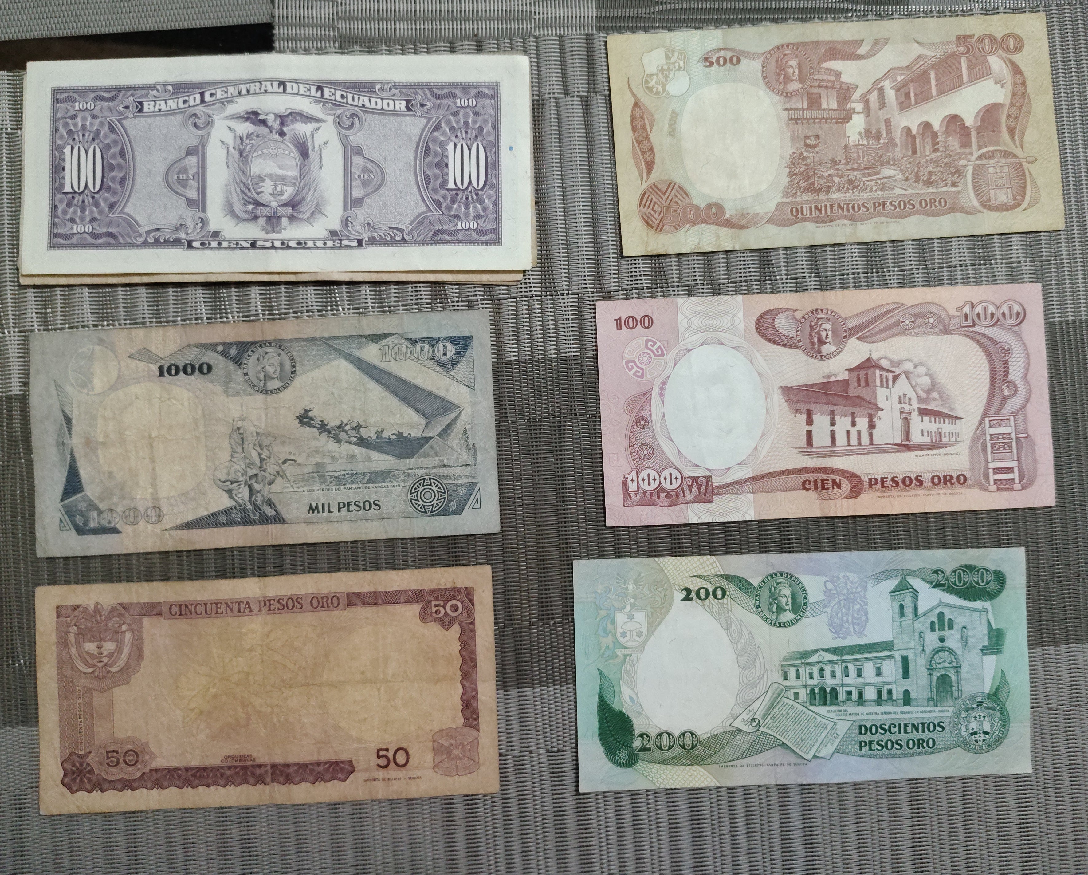 Lote de Billetes Antiguos de Colombia y Ecuador Vintage – Colección Retro de Notafilia