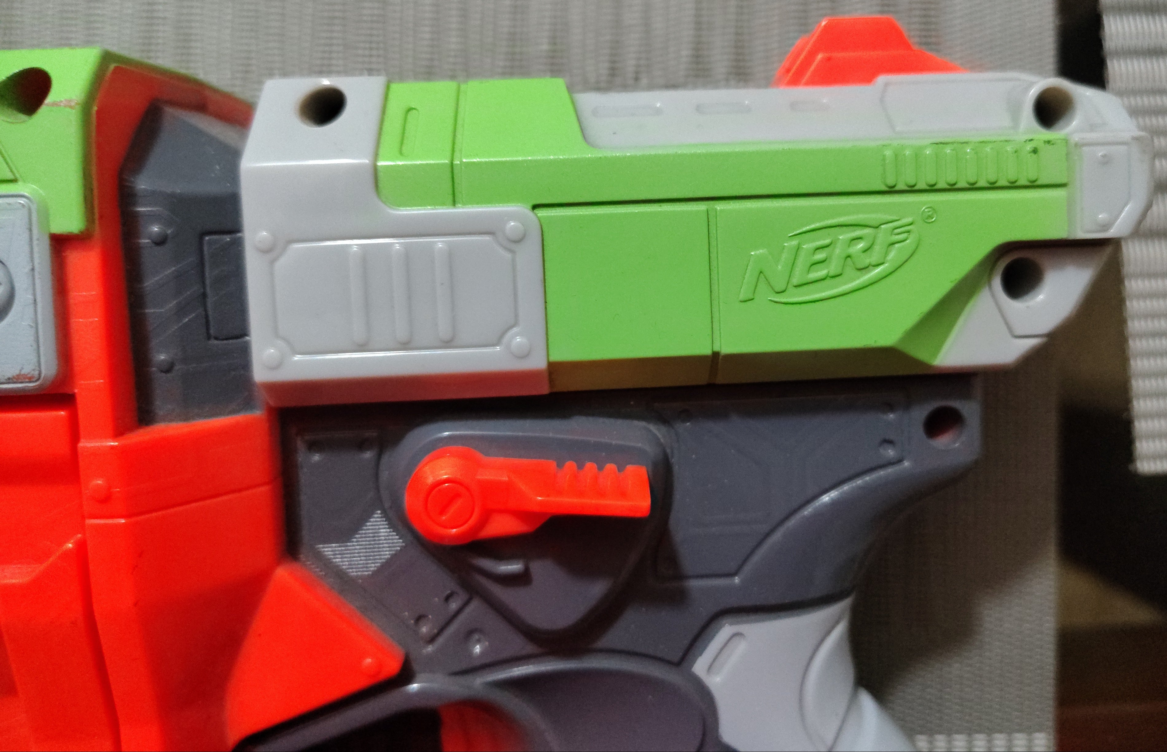 Lote de 3 Lanzadores de Dardos Foam Vintage Hasbro/Nerf – Para Reparación o Colección